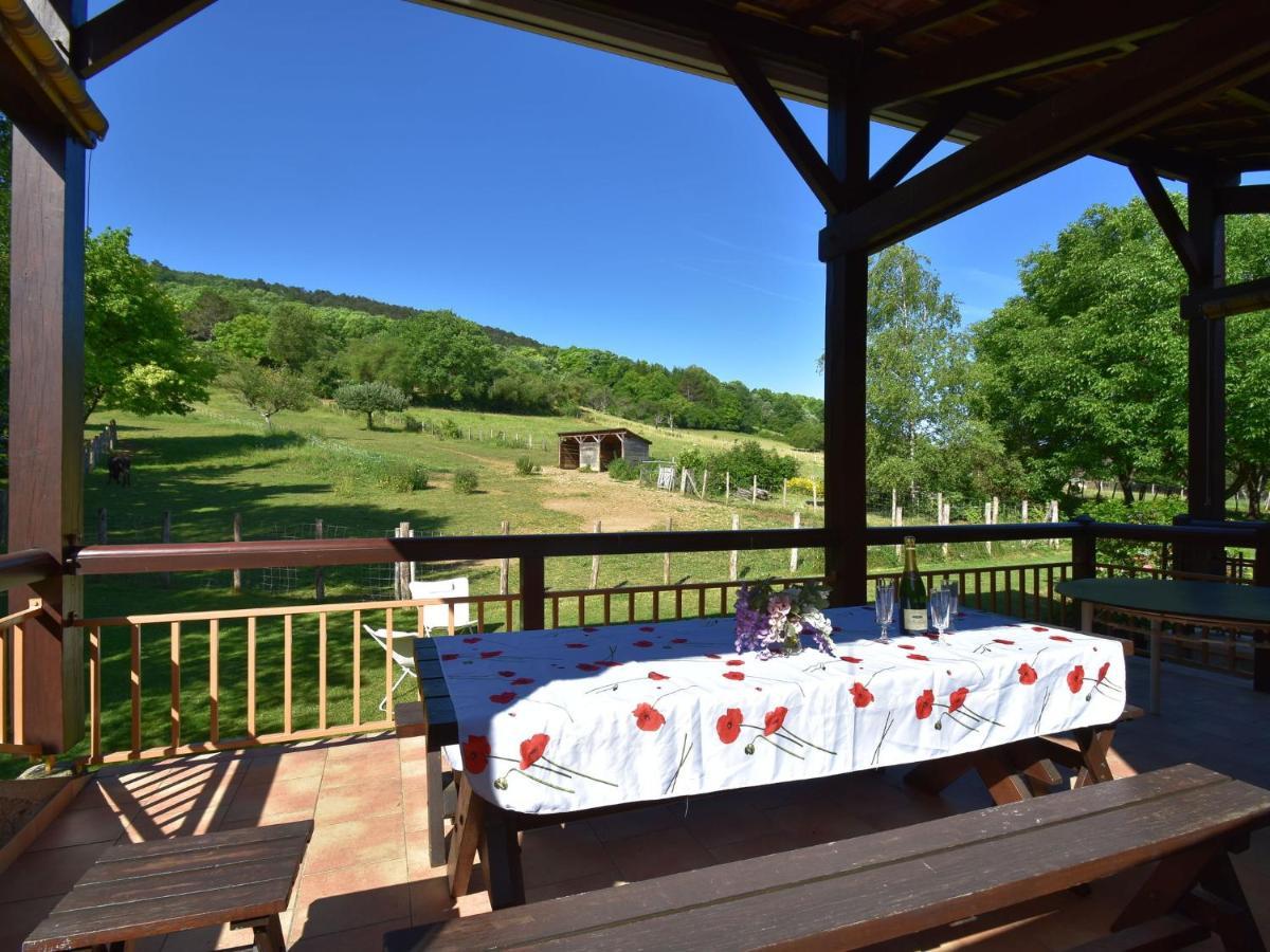 Modern Holiday Home On The Meadows Vault-de-Lugny Kamer foto